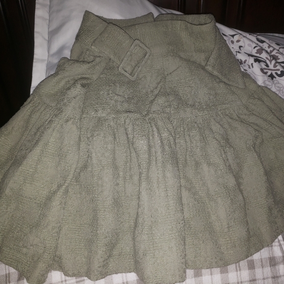 Zara skirt - Picture 2 of 3